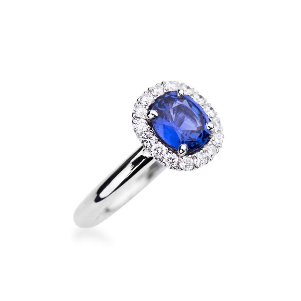 Bague saphir bleu profond