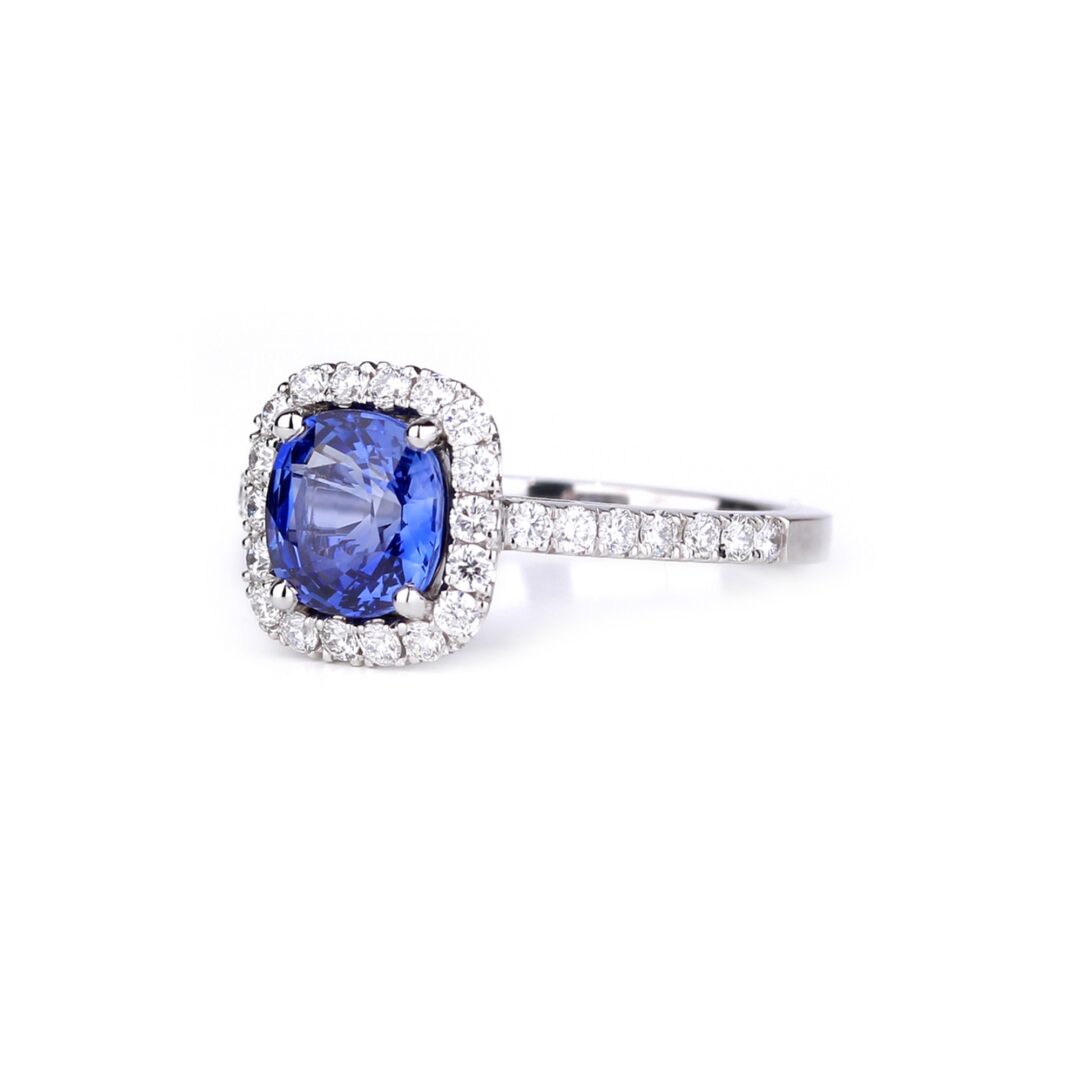 Bague de fiancailles saphir