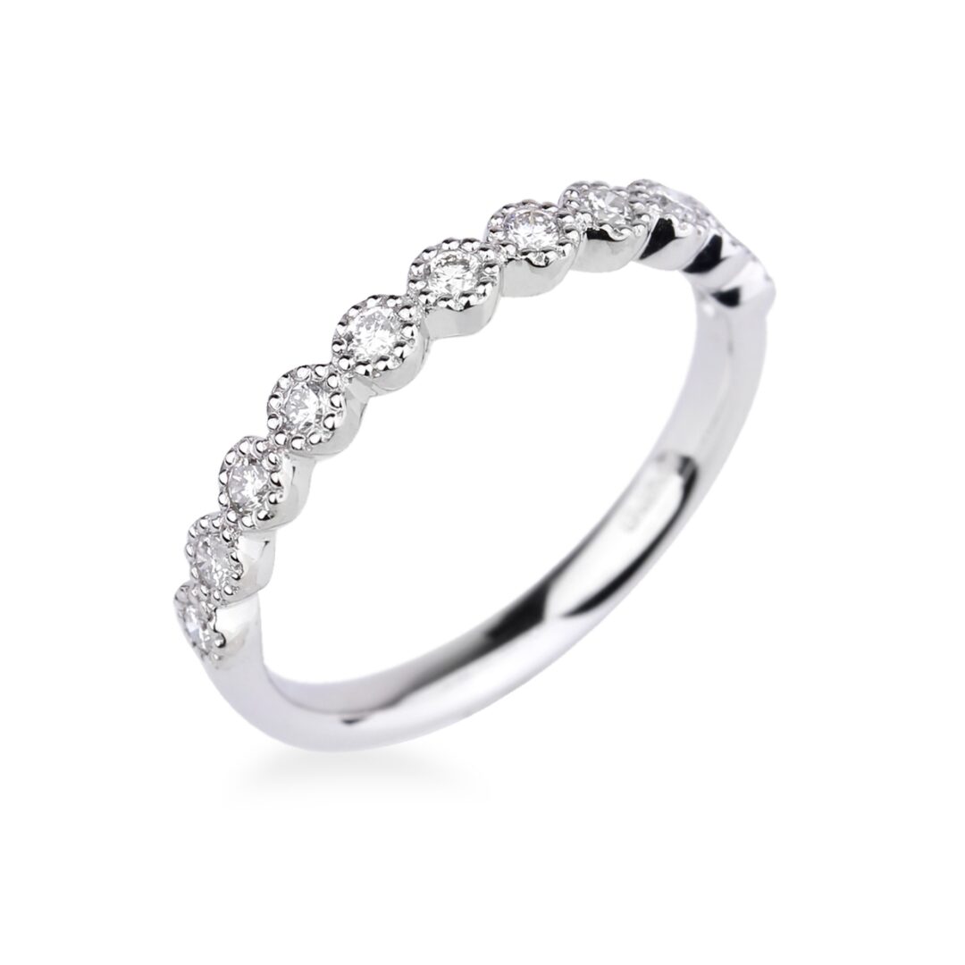 Alliance diamants et or blanc perlé