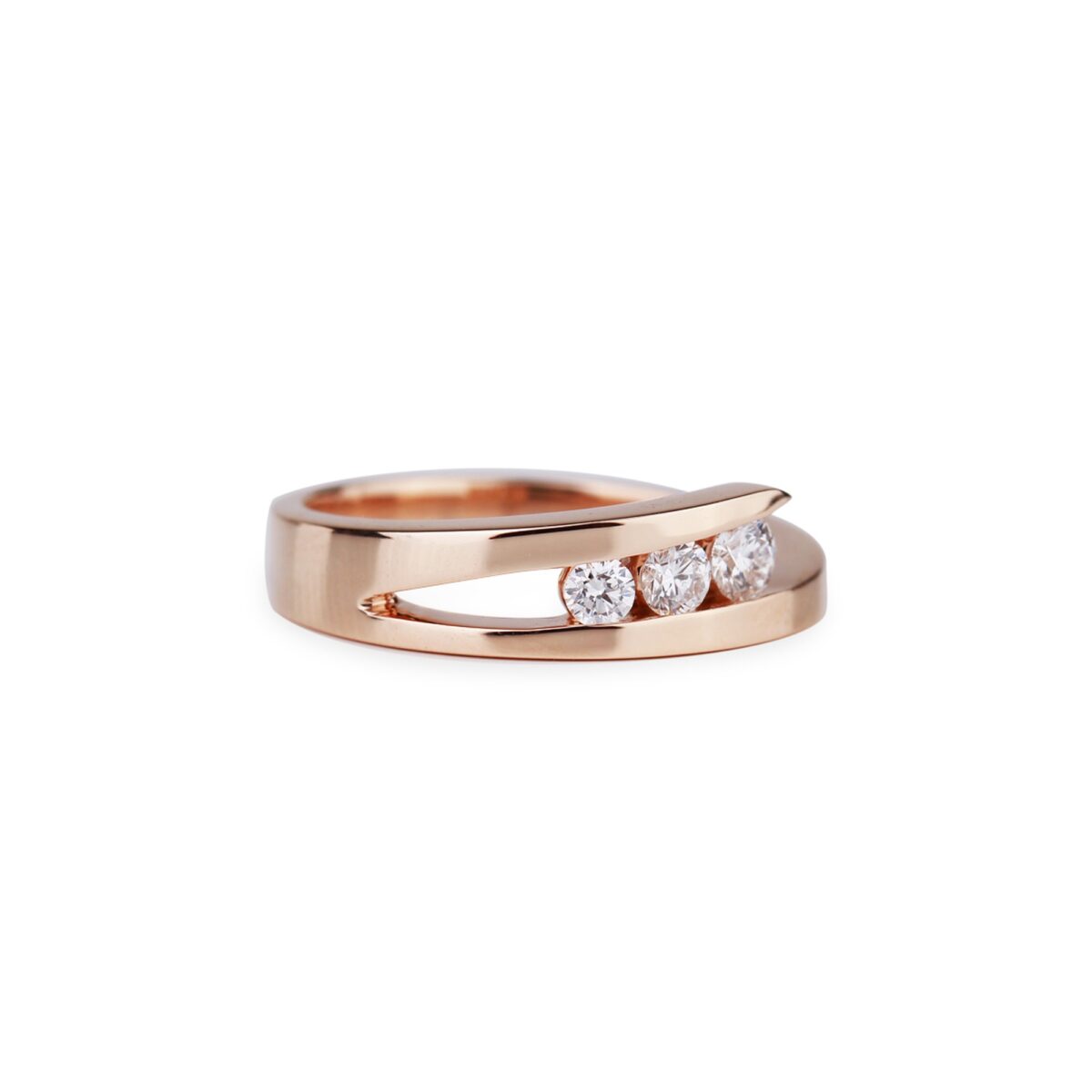 Bague trilogie de diamants en or rose 18 K