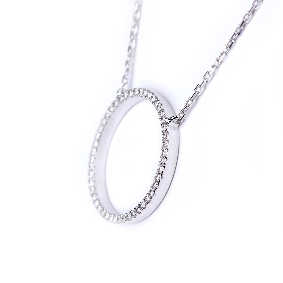 Pendentif cercle diamants et or blanc