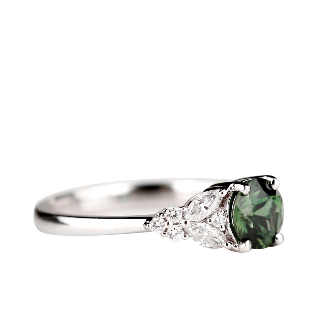 Bague saphir vert
