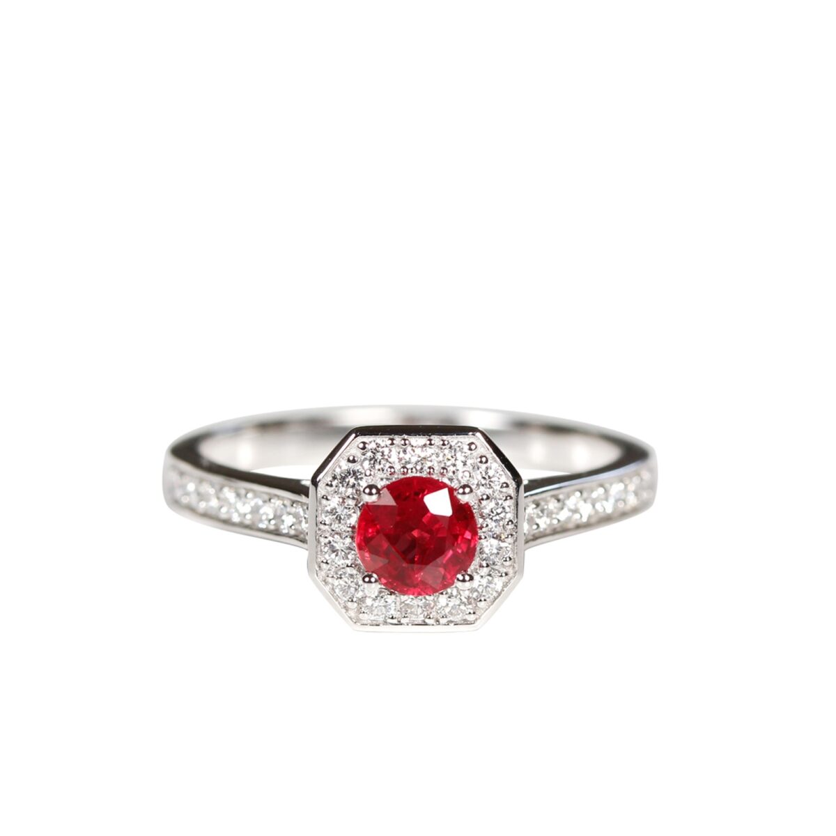 Bague rubis rond