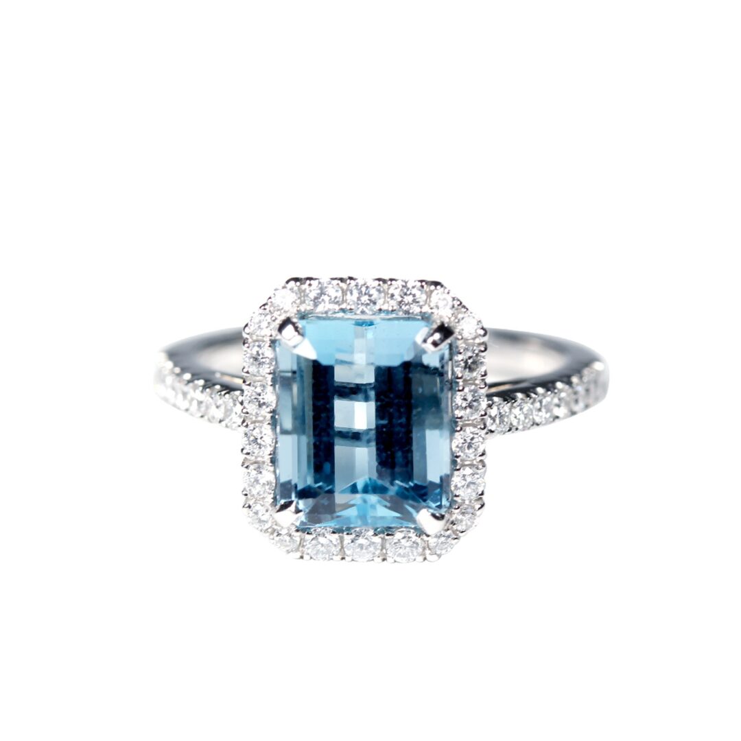 Bague aigue-marine et diamants