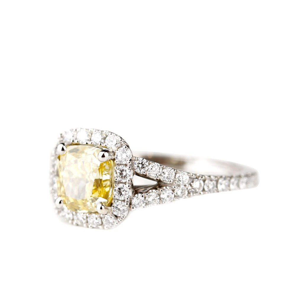 Bague diamant jaune