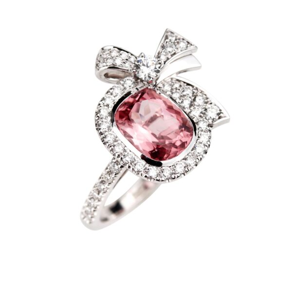 Bague tourmaline rose et diamants