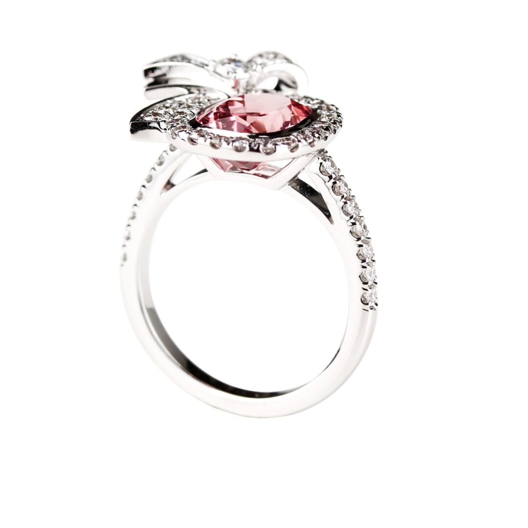 Bague tourmaline rose et diamants