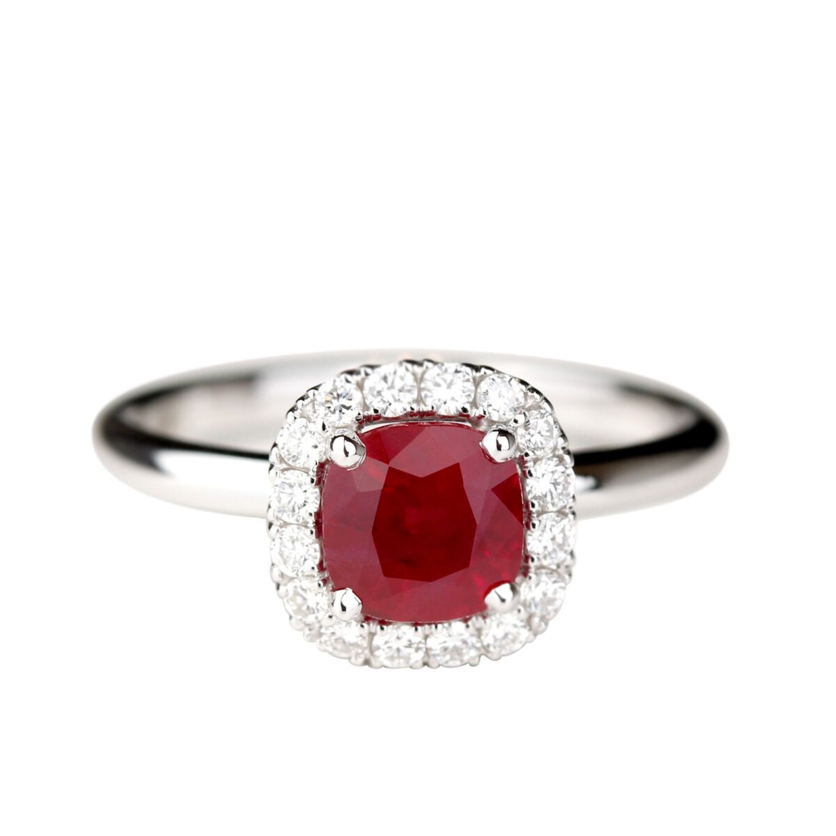 Bague de fiançailles rubis