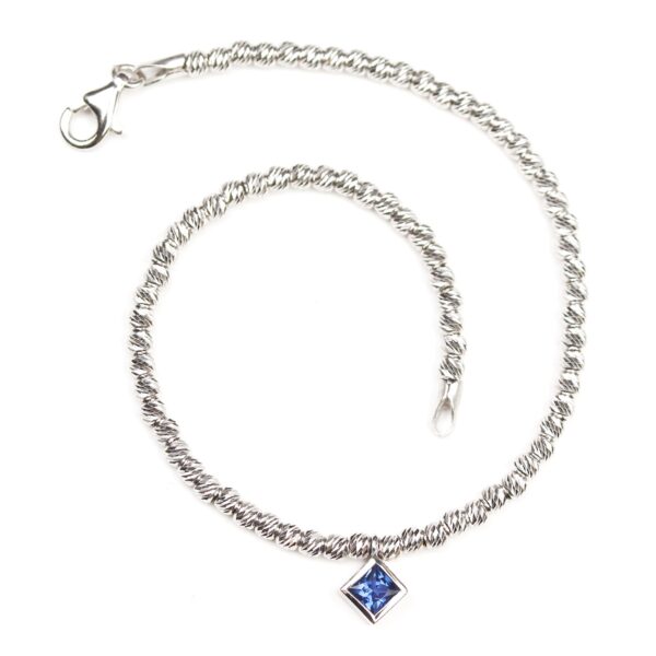Bracelet or blanc et breloque saphir