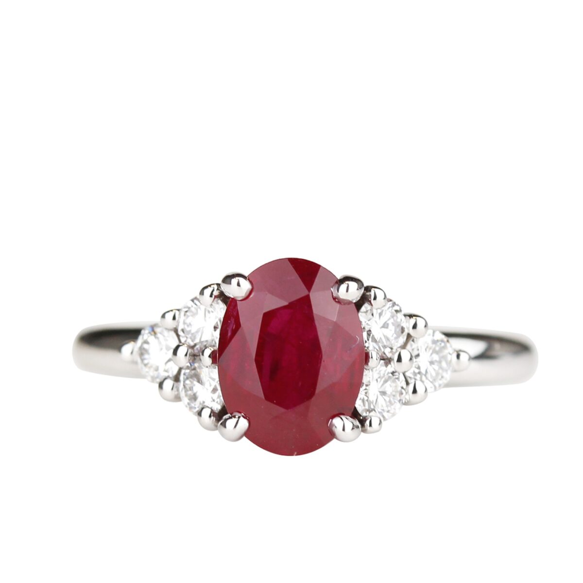 Bague fiançailles rubis ovale et diamants