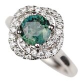 Bague Saphir vert Diamants Or blanc