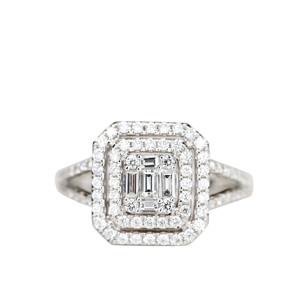 Bague diamants à double entourage forme rectangle