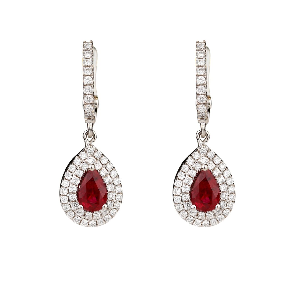 Boucles d'oreilles rubis et double entourage diamants