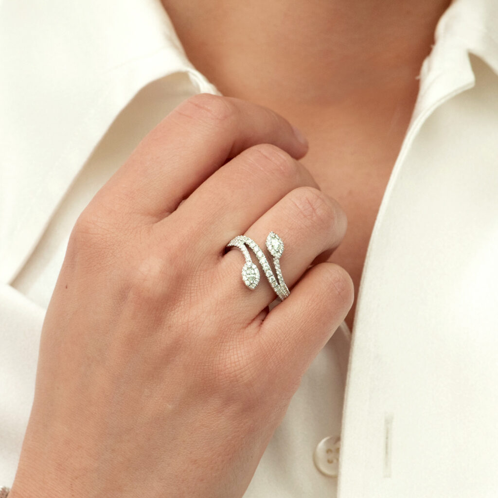 Bague diamants inspirée de l'Art Nouveau
