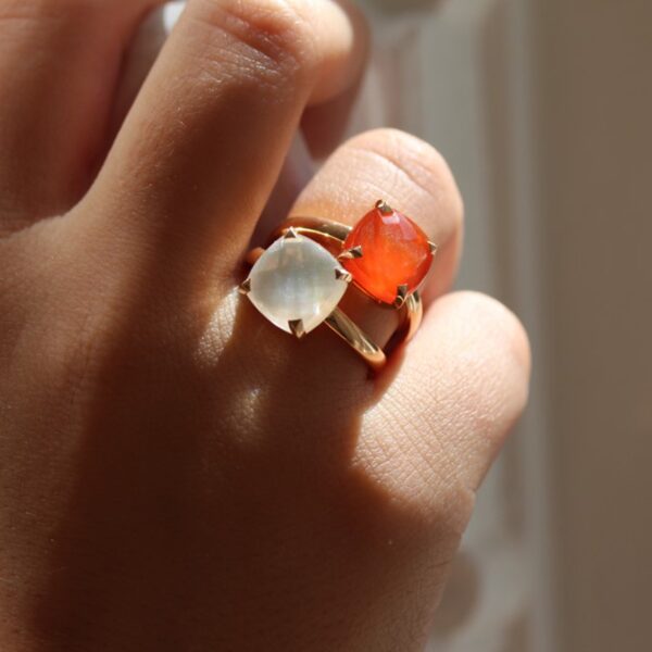 Bague corail et quartz rose taille briolette et or rose cesare pompanon