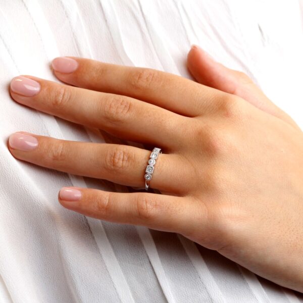 Bague alliance diamants or blanc Ionique