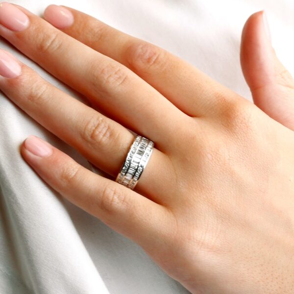 Bague diamants baguette et diamants princesse
