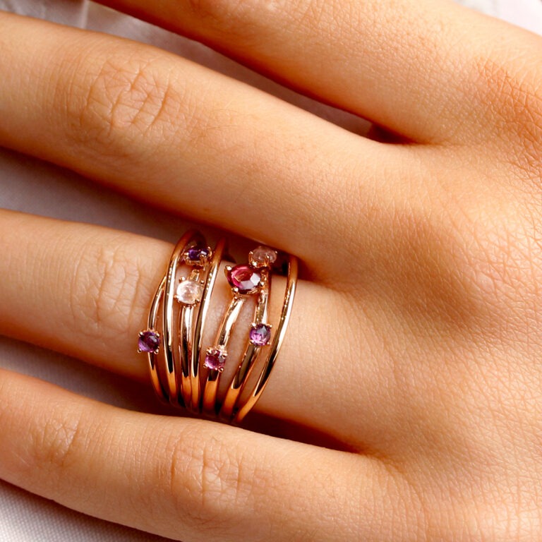 Bague multi fils améthystes grenats Mikado