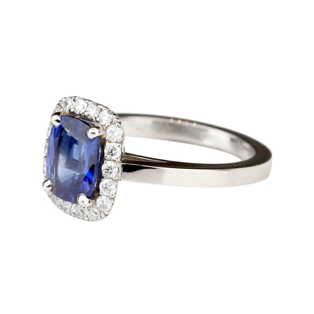 Bague de fiançailles saphir