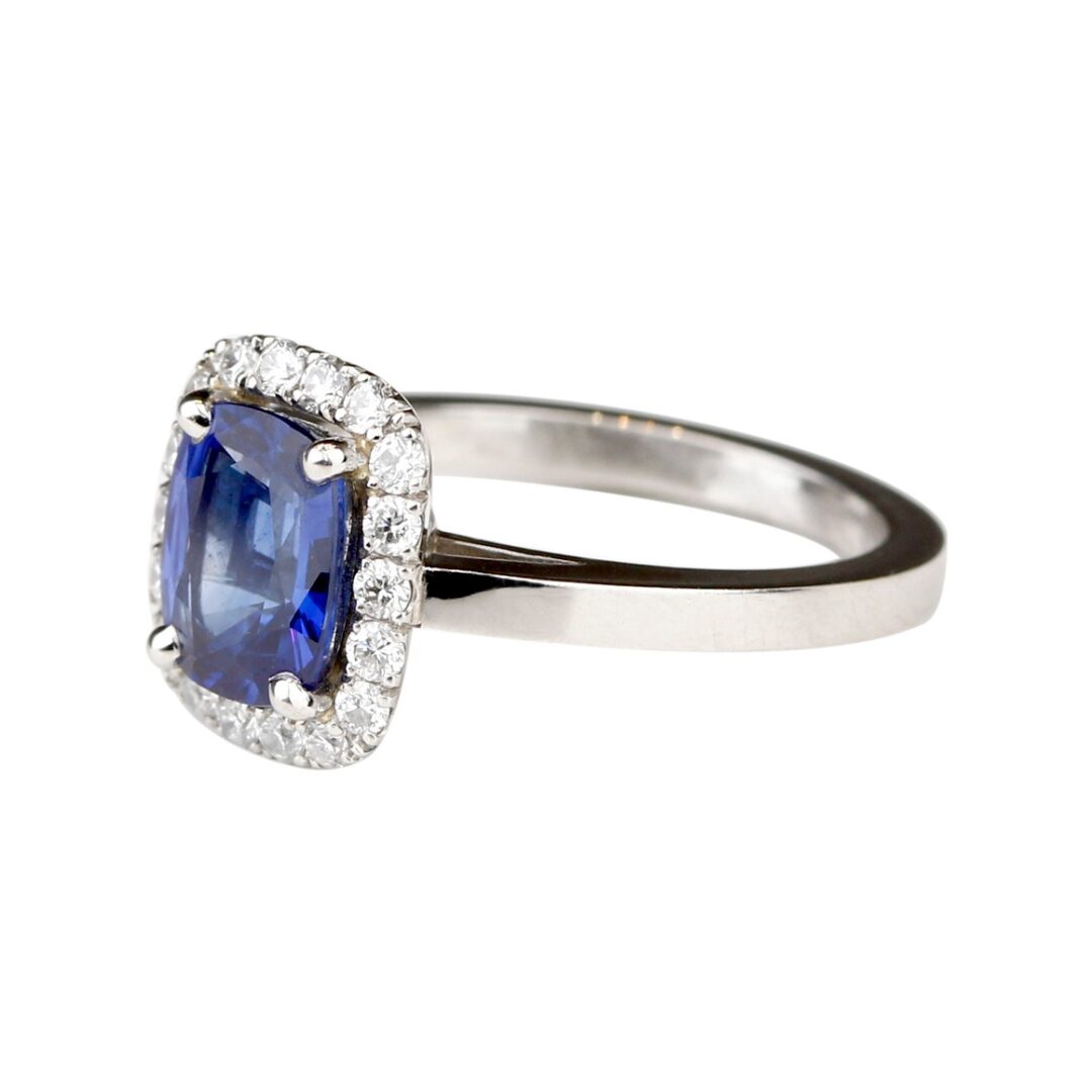 Bague de fiançailles saphir