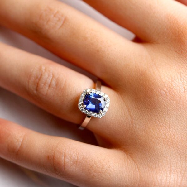 Bague de fiançailles saphir