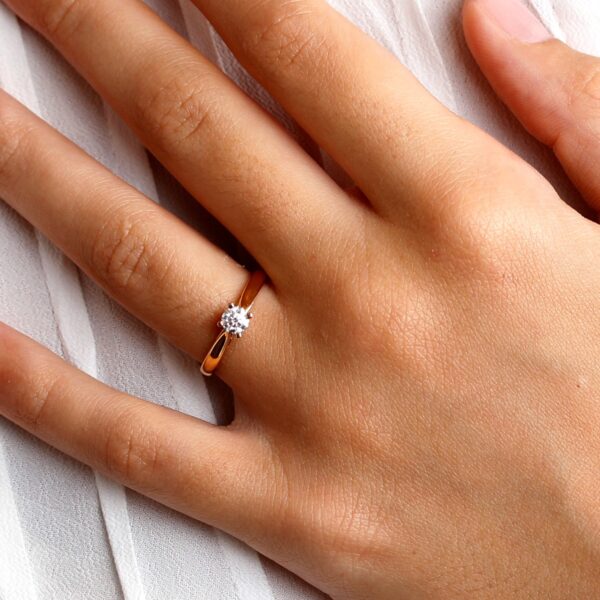 Bague solitaire diamant Tradition