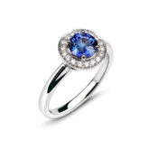 Bague de fiançailles saphir rond entourage diamants anneau rond en or blanc Collection Antoinette Compagnie des Gemmes Paris