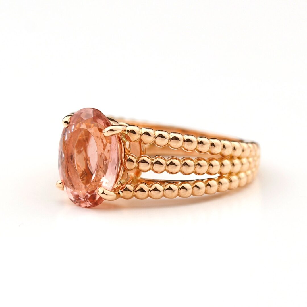 Bague tourmaline rose ovale et or rose millegrain