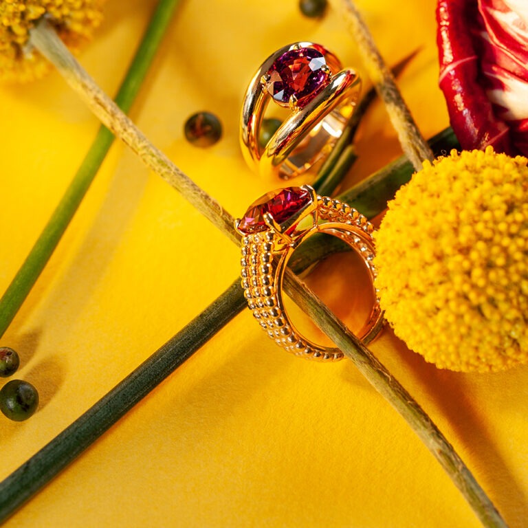 Bague grenat Boccadilupo et Bague Tourmaline Grace joaillerie à Paris.