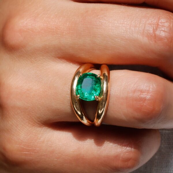 Bague émeraude et or rose Compagnie des Gemmes