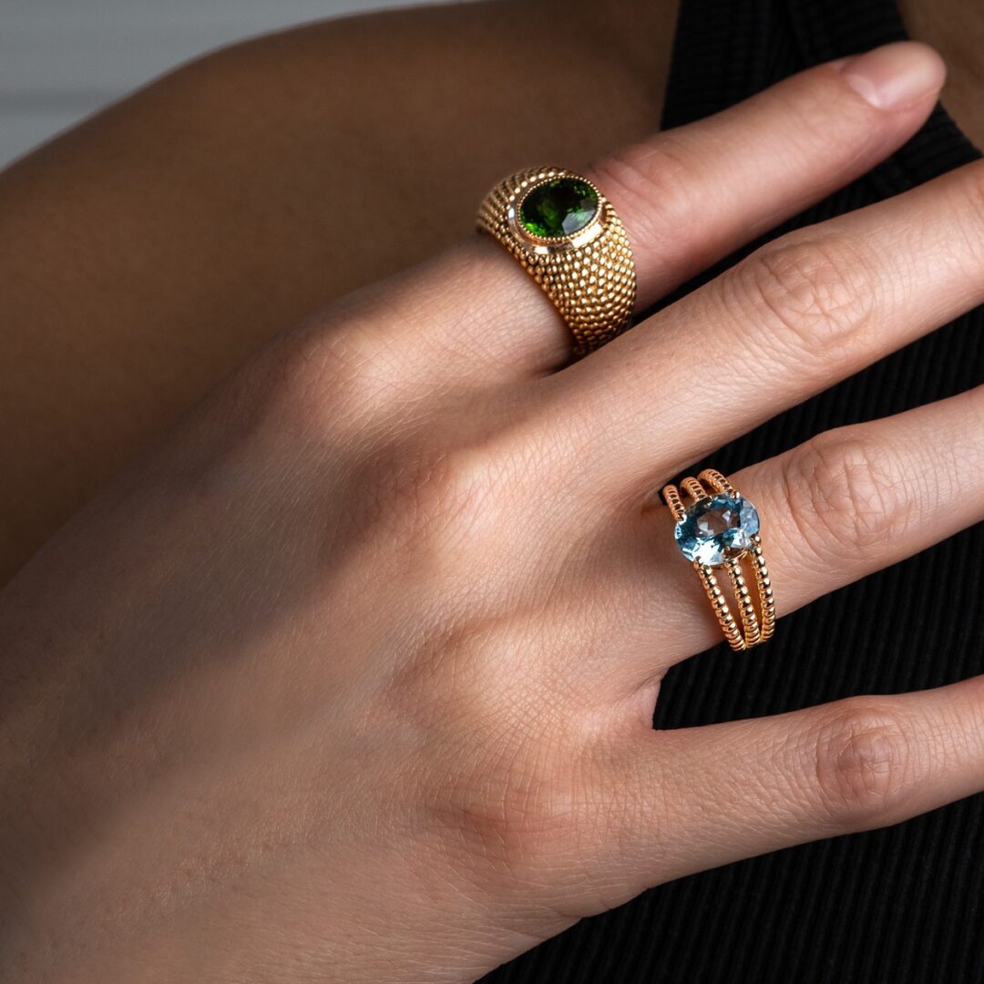 Bague tourmaline verte chromifère or rose boulé Compagnie des Gemmes