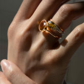 Bague saphir jaune Villandry Angélique Bague citrine Divine Compagnie des Gemmes Paris