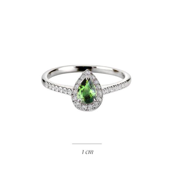 Saphir vert poire 1,84 ct pour création de bijou sur mesure à Paris