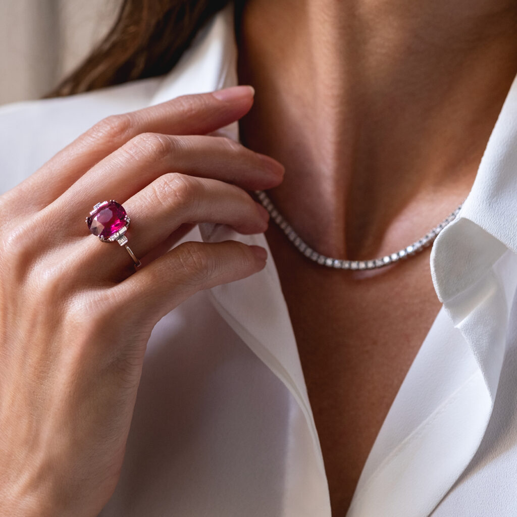 Bague tourmaline rose diamants or blanc Perron Rivière de diamants Compagnie des Gemmes Paris