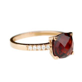 Poppy Blue bague grenat et diamants – Image 2