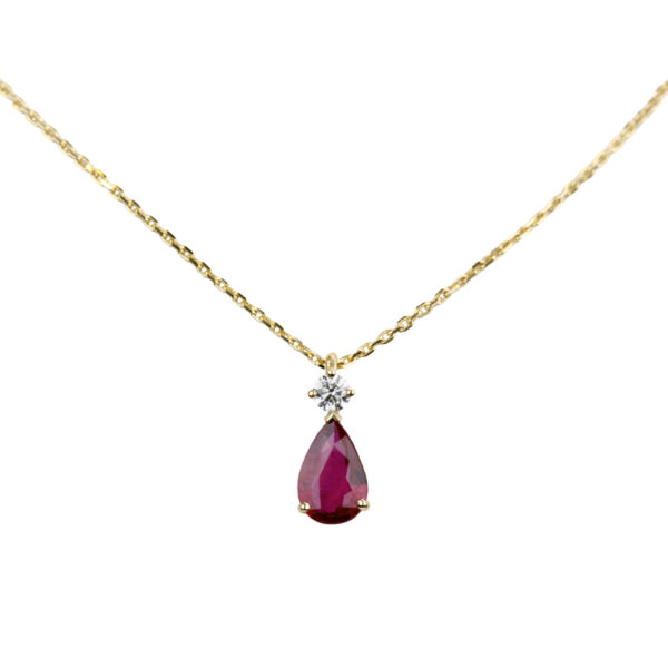 Lady Romanov rubis poire