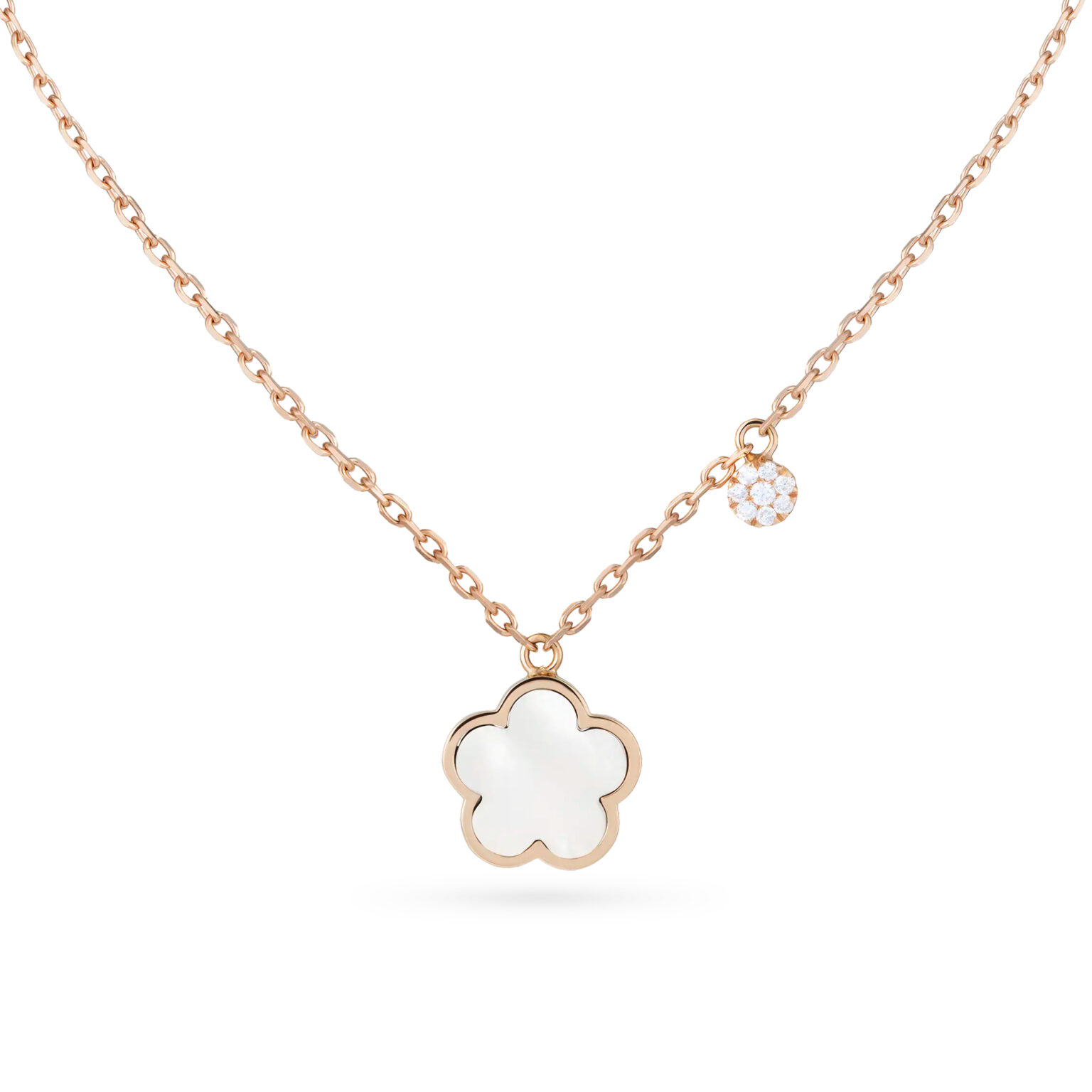 Pendentif fleur en nacre blanche sur or rose 18 K avec pastille pavée de diamants