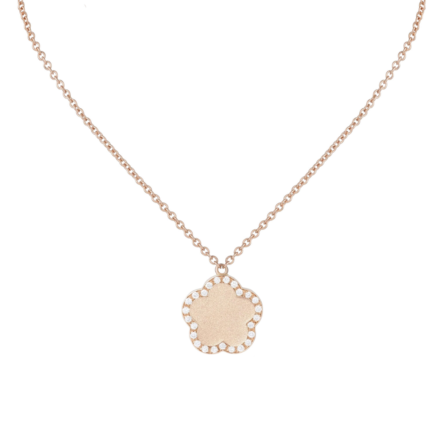 Pendentif Fiore di Mamma S en or rose 18 K finition satinée, orné d’un entourage de diamants, création Cesare Pompanon