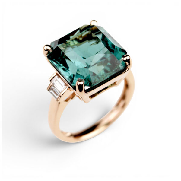 Perron tourmaline verte octogonale